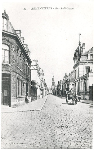 Rue Sadi Carnot avec vue sur la maison de commerce [Hurtrel-Béghin]