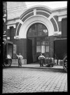 Entrée du magasin de commerce de l'usine Dutilleul (devenu Louis Colombier et Cie)