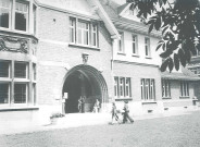 Entrée du centre culturel et de la bibliothèque municipale