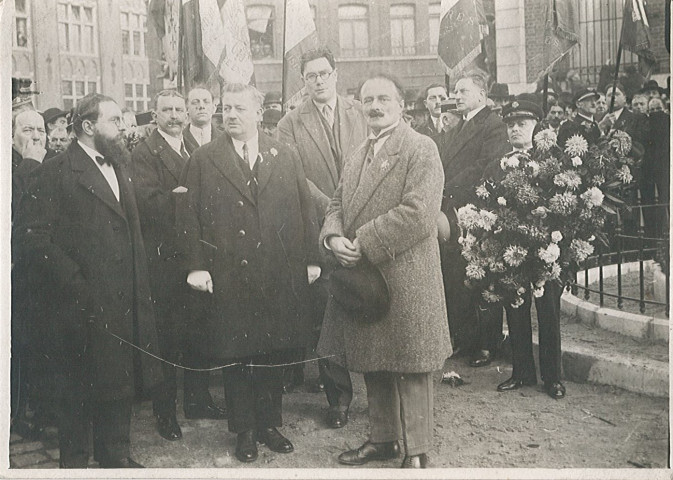 Inauguration de la stèle en hommage au résistant Ernest Deceuninck