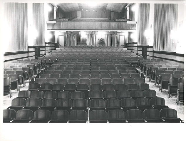 Salle du cinéma « Le Central »