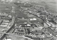 Vue aérienne du quartier Île-de-Flandre et du complexe sportif Léo Lagrange