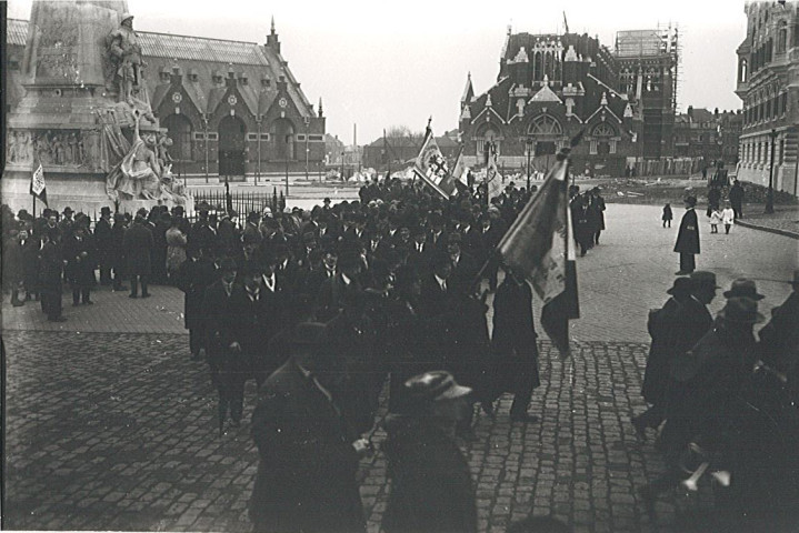 Cérémonie patriotique sur la Grand'Place