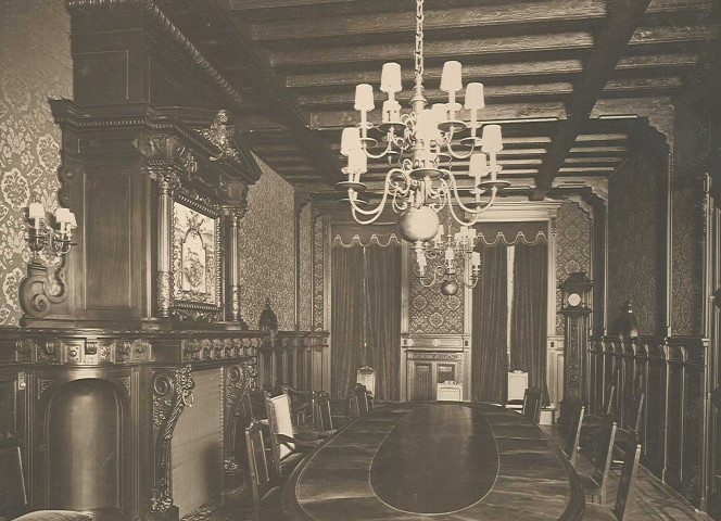 Salle de réunion de la chambre de commerce et d'industrie