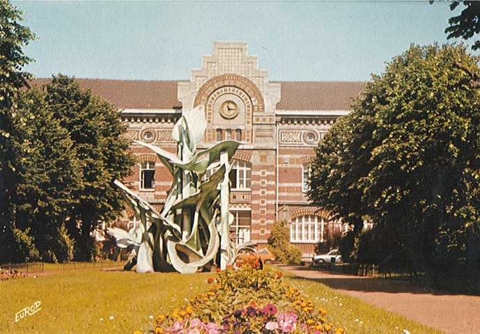 Entrée du lycée Gustave Eiffel