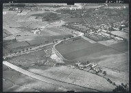 Vue aérienne du creusement du canal de dérivation de la Lys aux Prés du Hem, ferme Lamerant