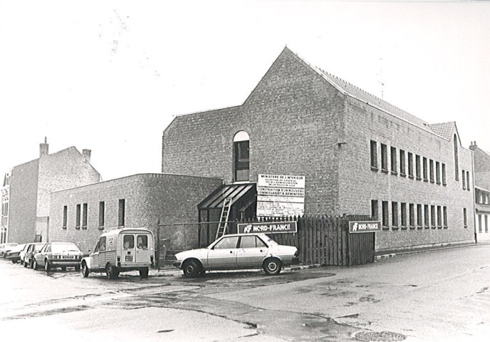 Chantier de construction du commissariat de police