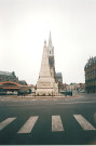 Rond-point du monument aux morts, façade ouest