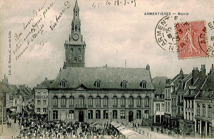 Hôtel de ville un jour de marché