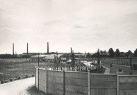 Complexe sportif Léo Lagrange, accès par le chemin du pont Bayart