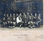Photographie de classe des élèves du collège d'Armentières