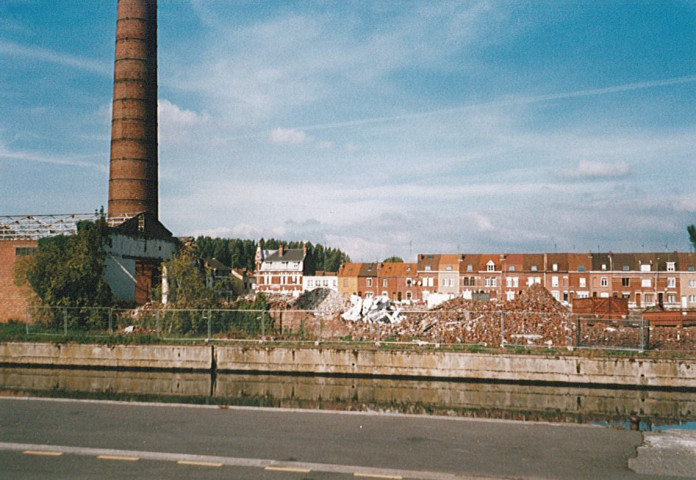 Destruction de l'usine textile Toutlemonde