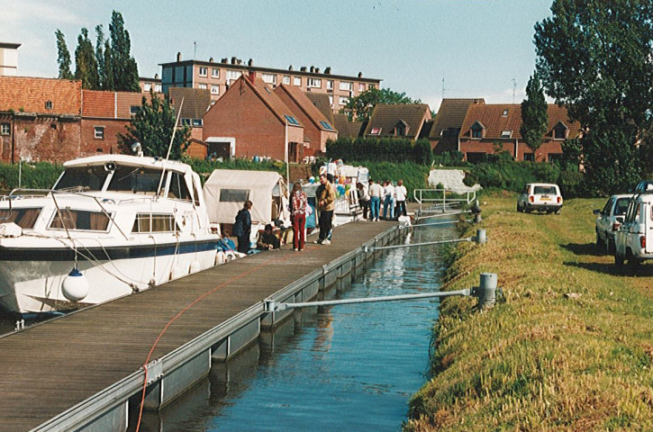 Port fluvial lors de la fête de l'eau à la base des Prés du Hem