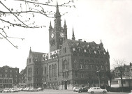 Arrière de l'hôtel de ville et du beffroi