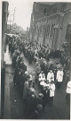 Cortège de funérailles des FFI morts pendant les combats de la Libération à l'église Notre-Dame de Bonsecours