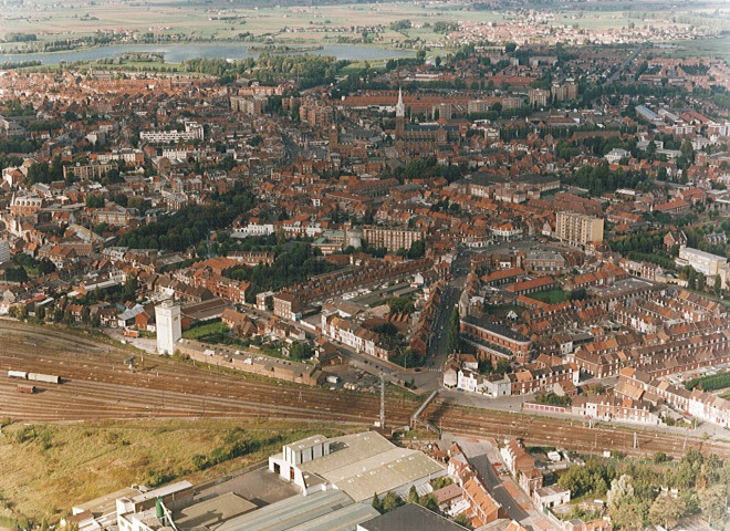 Vue aérienne depuis la voie ferrée et le quartier Saint-Roch