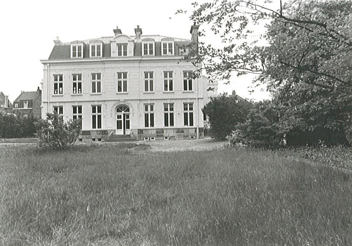 Jardin de la maison des frères Mahieu, service social départemental