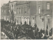 Cortège de funérailles de Théophile Dubreux, chef de la clique de la jeune garde