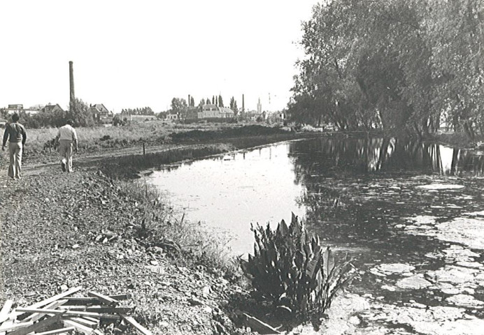 Élargissement des fosses à la base des Prés du Hem