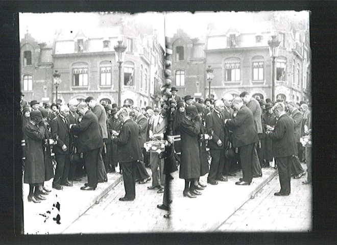 Cérémonie de remise de médailles sur la Grand'Place