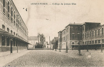 Cour du collège de Jeunes Filles