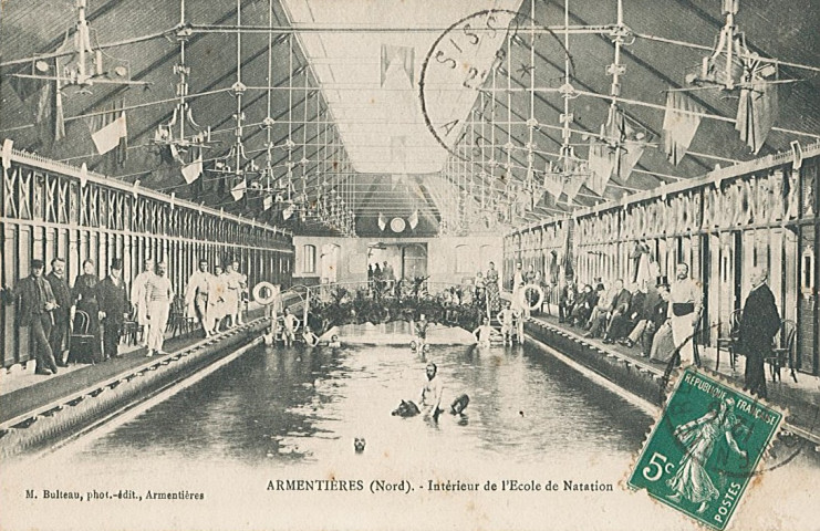 Intérieur de l'école de natation