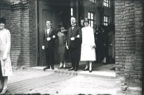 Sortie de mariage à l'église provisoire