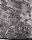 Vue aérienne du quartier de la gare après les bombardements de juin 1944