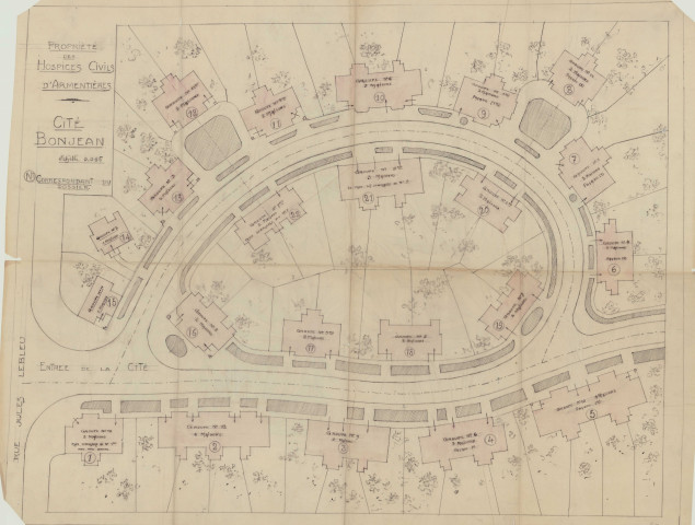 Cité Bonjean (propriété des hospices civils d'Armentières. - Travaux d'entretien, dommages de guerre (voirie et habitations) : états descriptifs des dommages de guerre, délibération, correspondance, plans de situation, plan des canalisations.