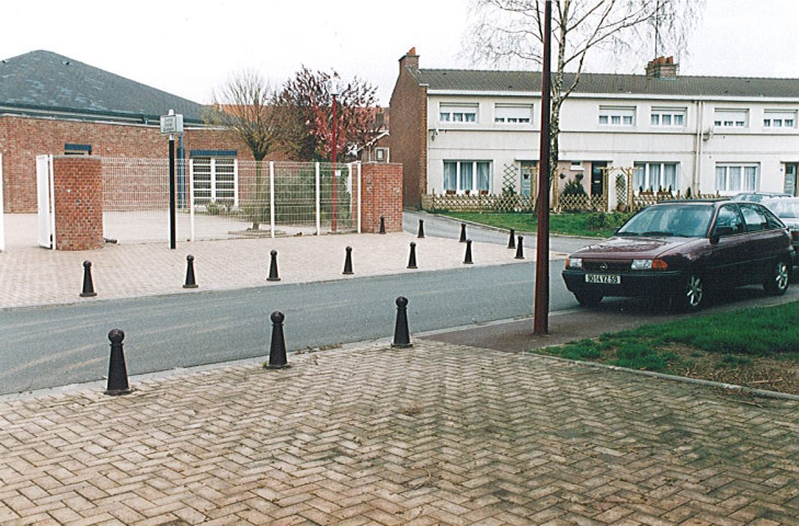 Centre social Salengro et rue Jean-Baptiste Lebas