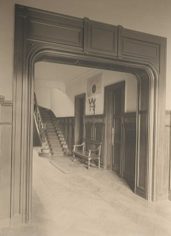 Couloir intérieur de la chambre de commerce et d'industrie