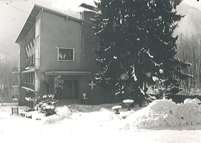 Hôtel des Alpes, lieu de séjour des colonies et classes de neige
