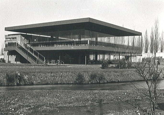 Construction du home de détente au complexe sportif Léo Lagrange