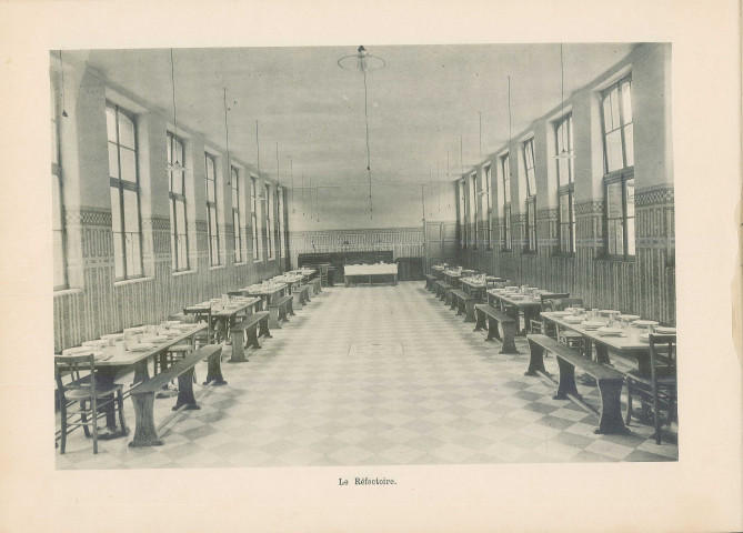 Réfectoire du collège de jeunes filles
