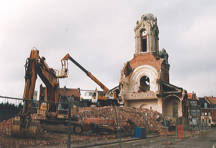 Église Saint-Roch en cours de démolition