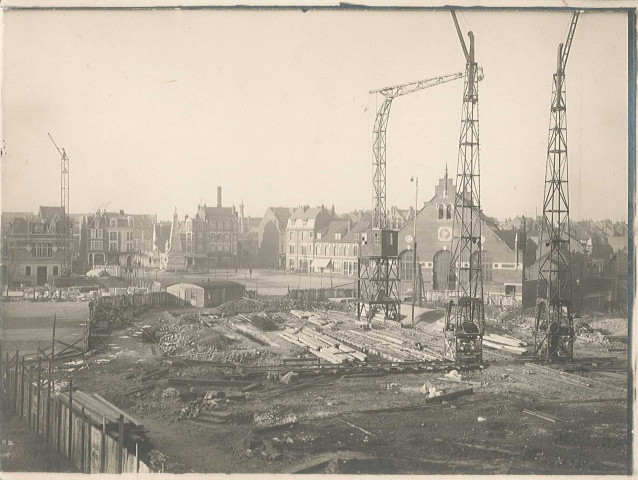 Chantier de reconstruction de l'église Saint-Vaast