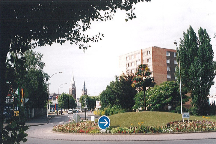 Rond-point avenue Aristide Briand