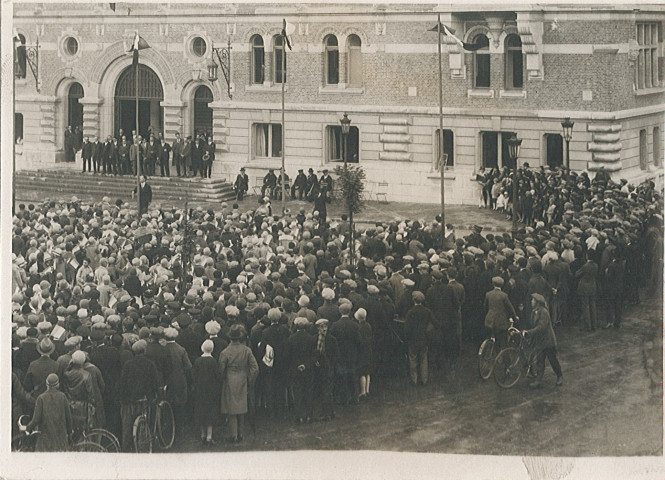 Rassemblement populaire sur la Grand'Place
