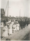 Procession religieuse rue Marle à La Chapelle d'Armentières