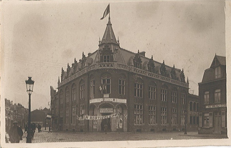 Inauguration de l'hôtel des postes et exposition de l'union horticole