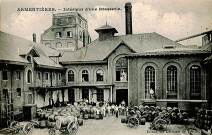 Intérieur d'une brasserie