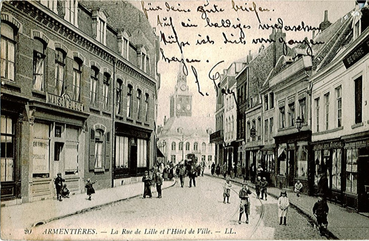 Rue de Lille et hôtel de ville