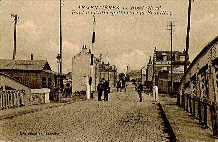 Poste de douane française sur le pont de l'Attargette vers la frontière