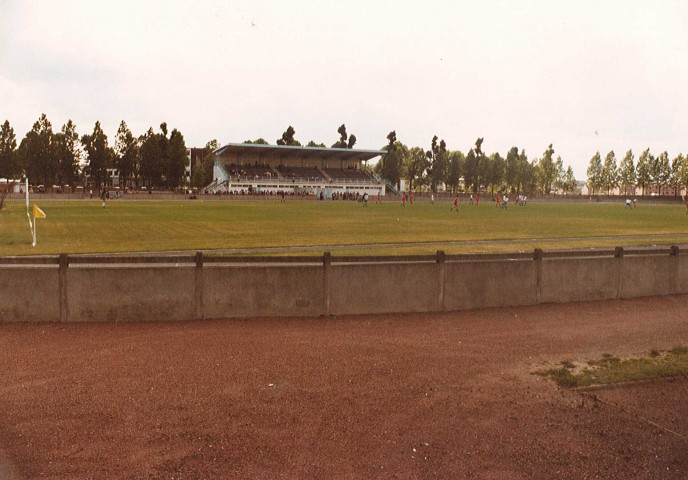 Terrain d'honneur du complexe sportif Léo Lagrange