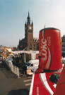 Camion « Coca-Cola » au centre-ville, préparatifs du tour de France