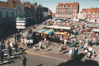 Inauguration du marché le dimanche matin place Chanzy