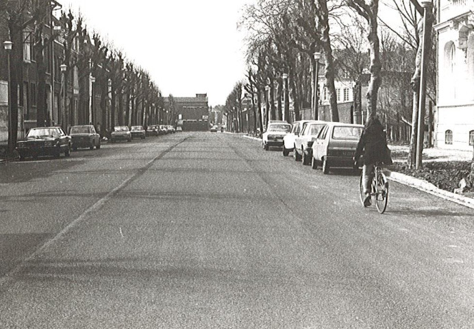 Boulevard Faidherbe vers la rue d'Erquinghem