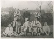 Groupe de joueurs de football de l'UJA ou USA