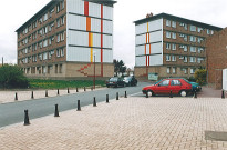 Vue des immeubles HLM rénovés rue Jean-Baptiste Lebas