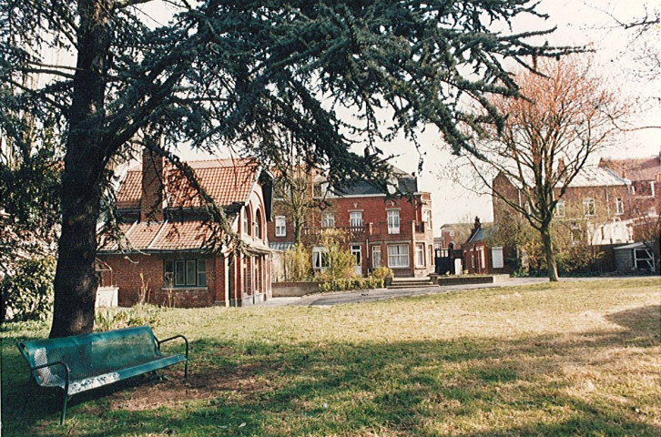 Jardin de l'institut de rééducation psychothérapique